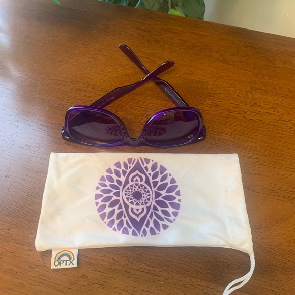 Rainbow OPTX Translucent style glasses. 
3 pairs total, $30 EA or all 3 for $80 - Picture 5 of 5